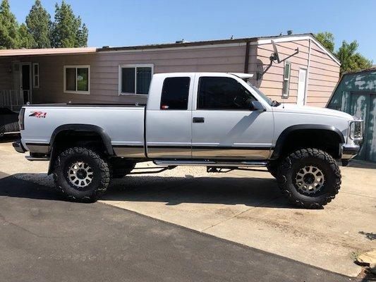 1996 GMC K1500. Currently on its second Aamco Rebuilt 4L60E Transmission and Torque Converter. 800 miles on this one and it has gone out...