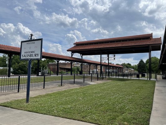 Welcome sign