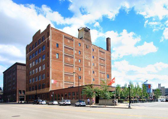 Exterior of Minneapolis North Loop office