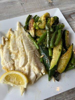 Fresh baked haddock & side veggies (broccoli, zucchini & green beans sautéed in a garlic olive oil) Sooooo good !