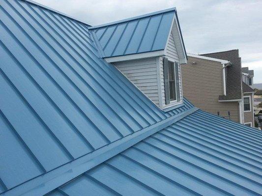 Metal roofing services