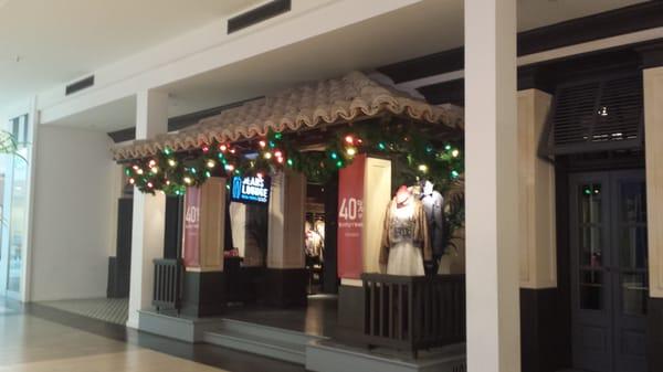 Mall Storefront