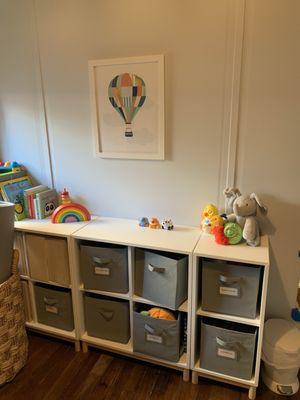 Cute treatment rooms with so many awesome toys and books