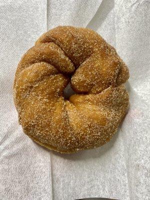 Cinnamon Pretzel