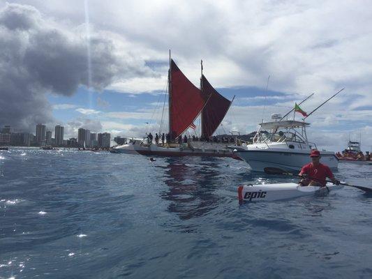 Bill (and Amy too) escorted the Hokuleia on a recent sail that it took off Waikiki.