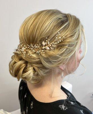 Bridal updo