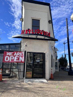 H Street Liquors: H Street Beverage Warehouse