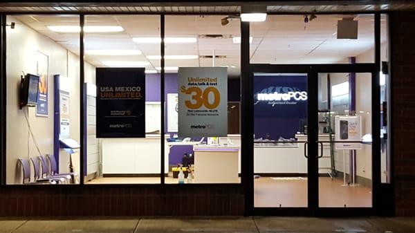 Metro PCS Broadview Heights  7979 Broadview Road Unit 2  Broadview Heights, Ohio 44147