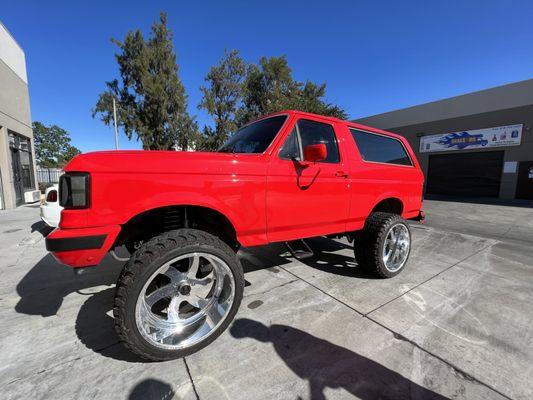 Custom Dodge Vioer red on this 89 bronco