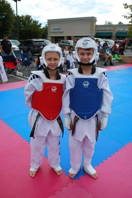 Brothers sparring competition