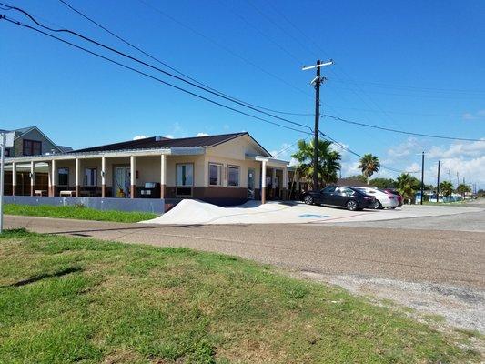 Motel from the bay side.