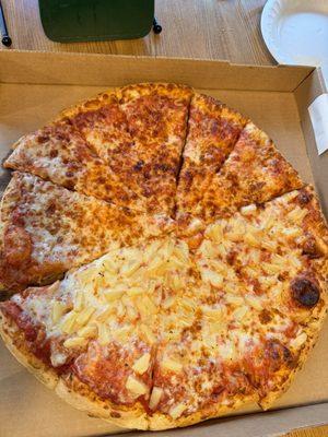 XL Pizza - Half Cheese / Half Pineapple