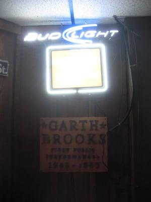 Garth Brooks, First Public Performance, 1985-1987 marker