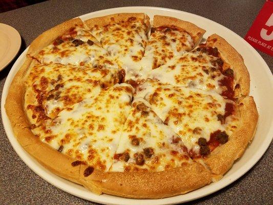 Beef pizza with extra cheese