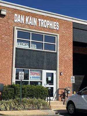 Awesome place to get trophies