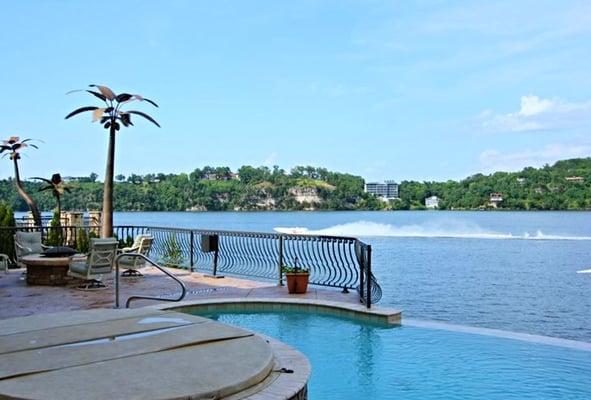 Relax at Lake of the Ozarks