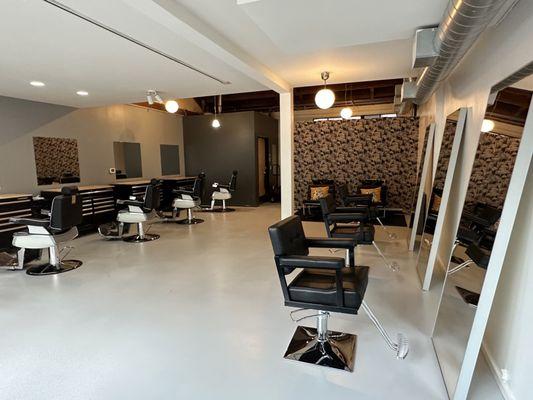 Looks Lab Barber & Salon