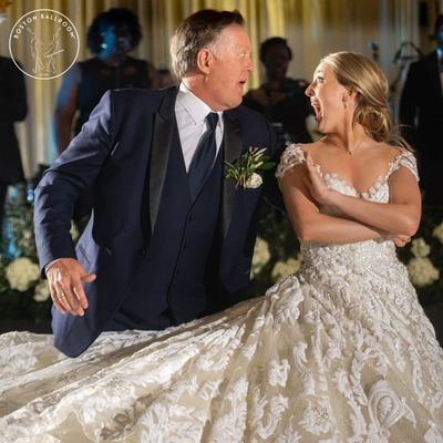 Father-Daughter parent wedding dance with private wedding dance lessons at Boston Ballroom