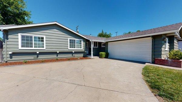 Ranch style home in Sacramento