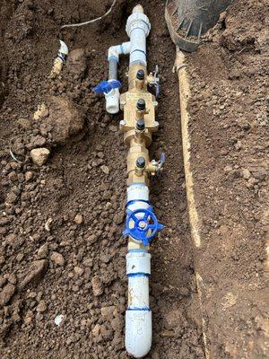 Install the new Backflow replace for the old one damaged by freezing