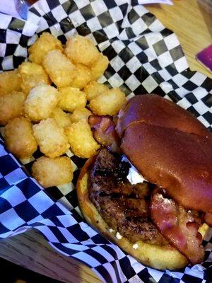 Jalapeno Popper Burger w/Tater Tots