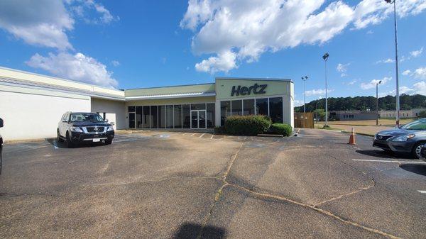 Hertz Car Rental  - 2315 Lakeland Dr. Flowood, MS Mon-Fri:  8am-5pm Sat:  9am-12pm Closed Sunday