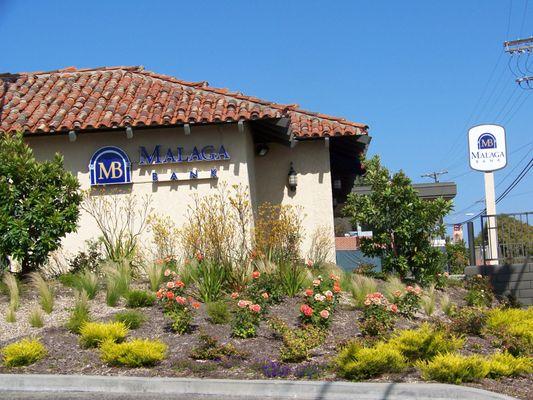 Outside view of Malaga Bank's San Pedro location.