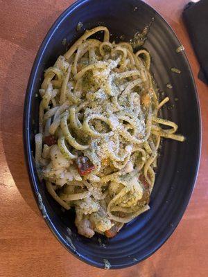 Shrimp pesto linguine