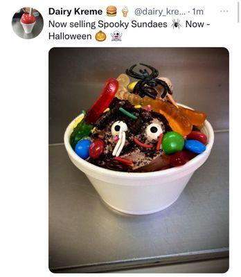 Spooky sundae Halloween treat!