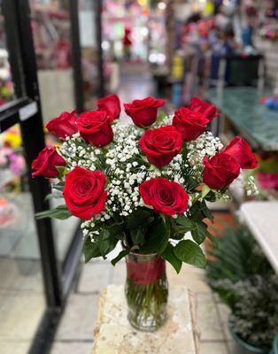 Dozen red rose