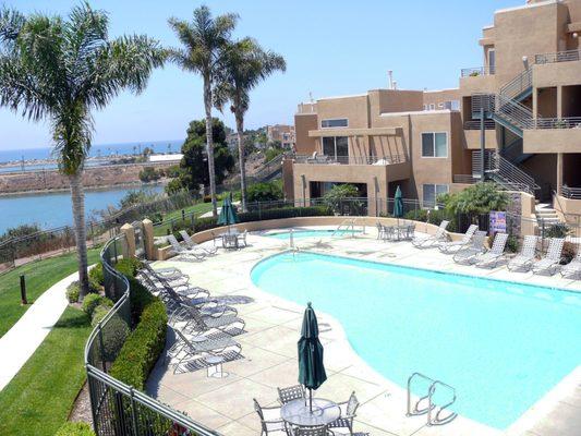 Carlsbad Beach condo. Sold in 3 days. Home Smart agent in Carlsbad for 15 years