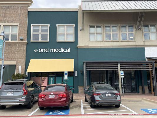 One Medical: Shops at Legacy parking