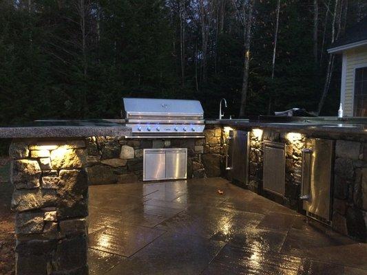 Outdoor Kitchen