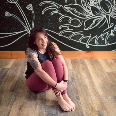 The owner, Lauren, is a yoga student and a asana teacher. She has had a dedicated practice for over 10 years.