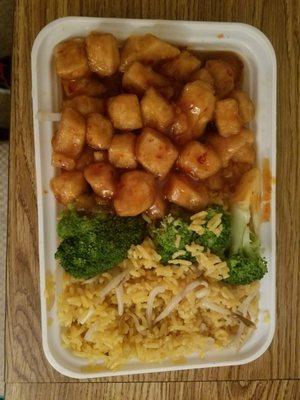 General tso's tofu and vegetarian fried rice