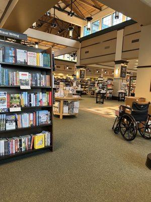 Barnes & Noble Booksellers