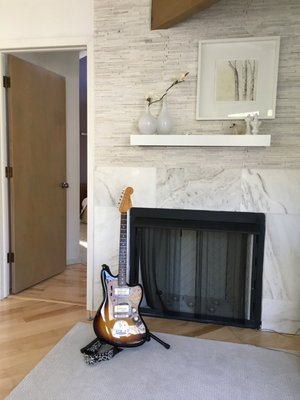 White quartzite ledger stone top with Calcutta Gold marble. Catherine Conlin Concepts in Design