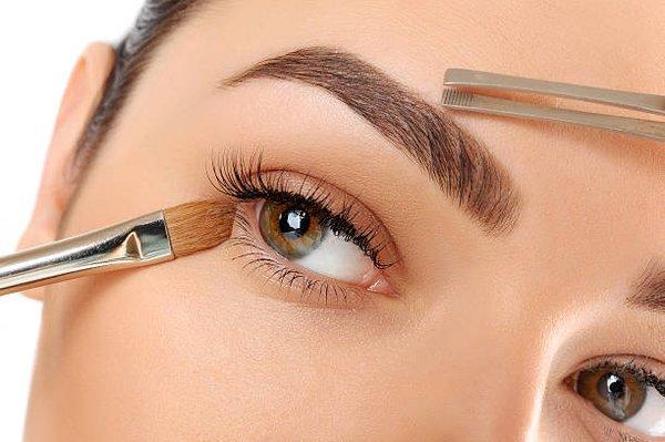 Eyebrow Threading