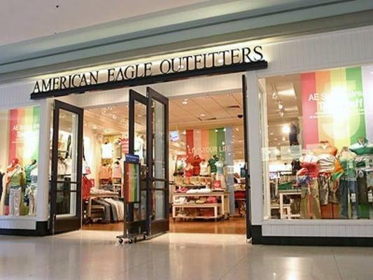 American Eagle Outfitter located in Markland Mall