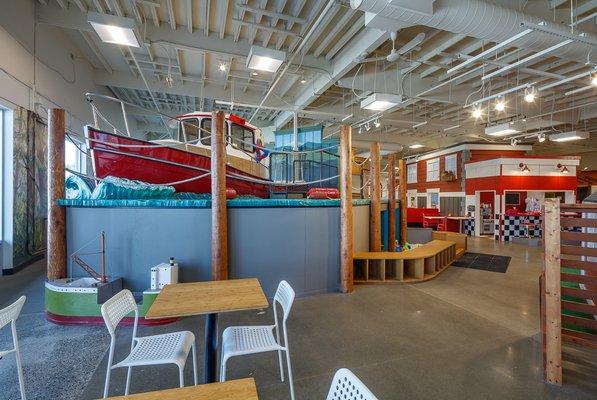 Snack area, Tugboat, sand pit and Diner