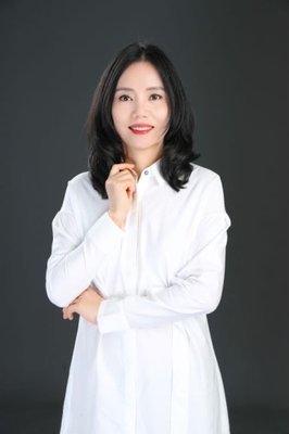 Dr. Sylvia He: A Leader in Acupuncture and Holistic Health