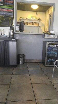 Free coffee and water...