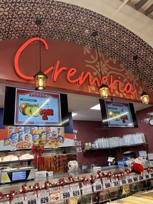 Inside Las Montanas Supermarket, Creekside Shopping Center, Hayward, CA.