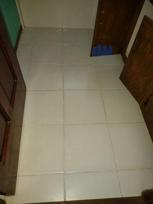 Clean grout