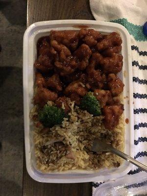 Big portion of general tsao with the combination platter