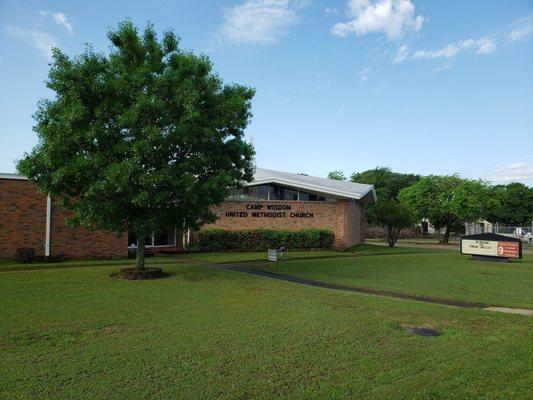 Camp Wisdom United Methodist Church