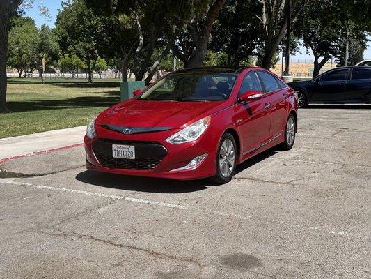 Inventory photo- 2013 Hyundai Sonata Hybrid Limited 113k miles sold for $6500