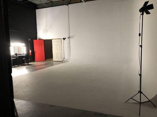 ACTION DOJO STUDIO.  (LARGE CYCLORAMA WALL)