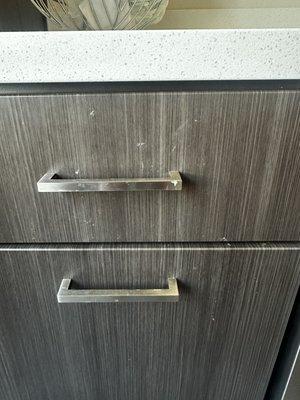 Dirty cupboards