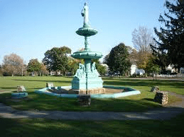 WB Common Fountain